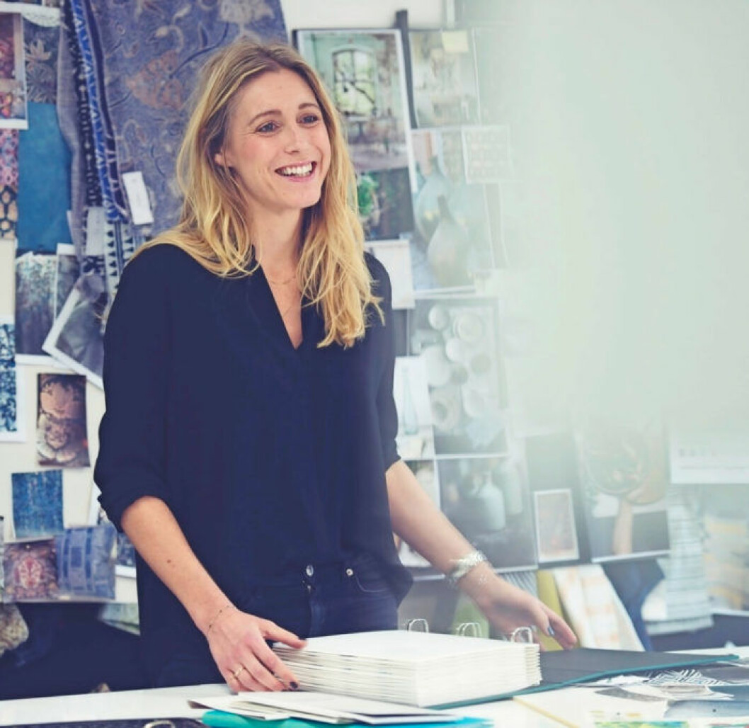 Ulrika Sjövall, designchef på Ellos Home vars personliga favoriter ur kollektionen är vaserna. ”Vackert att ställa i en grupp eller bara som en solitär i rummet.”