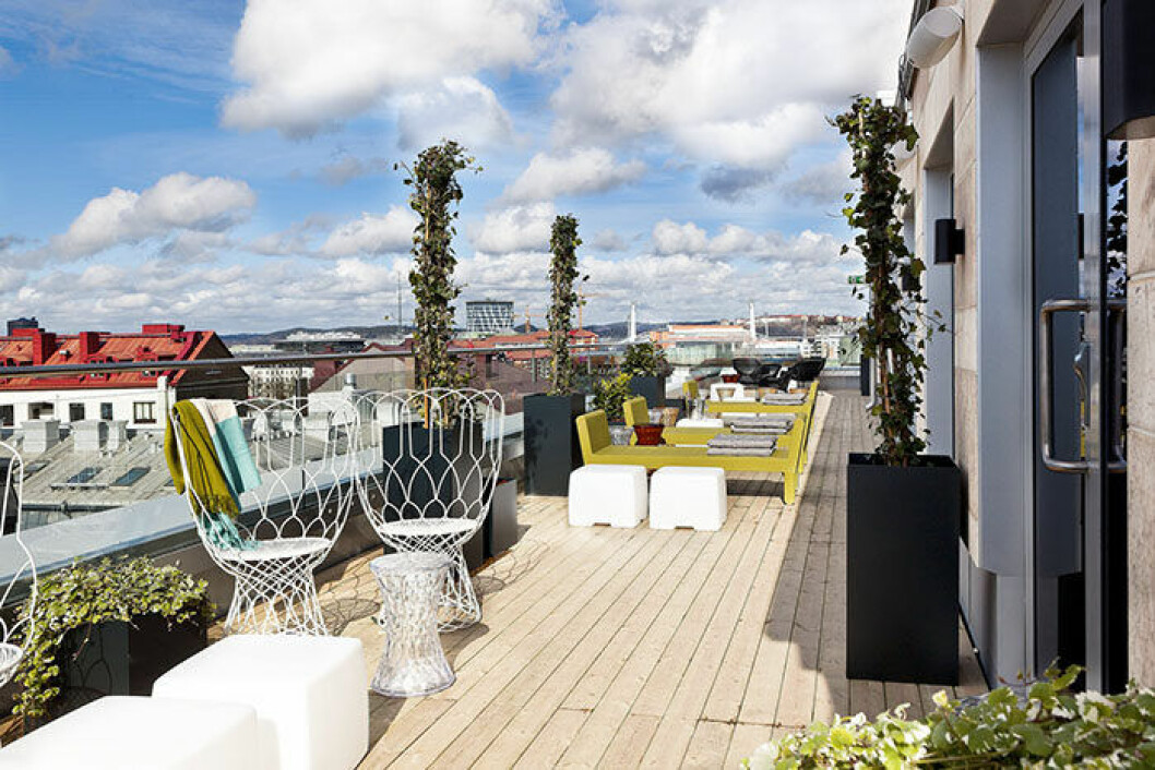 Uteserveringen på Scandic Rubinen i Göteborg. Uteserveringen på Scandic Rubinen i Göteborg.