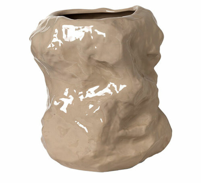 vacker beige vas