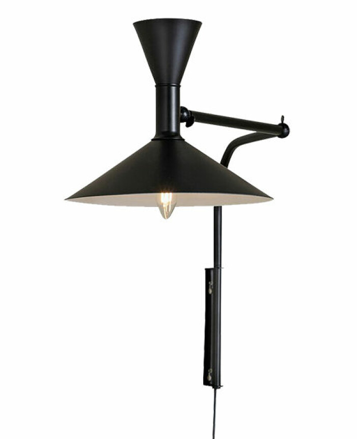 vägglampa sänglampa svart