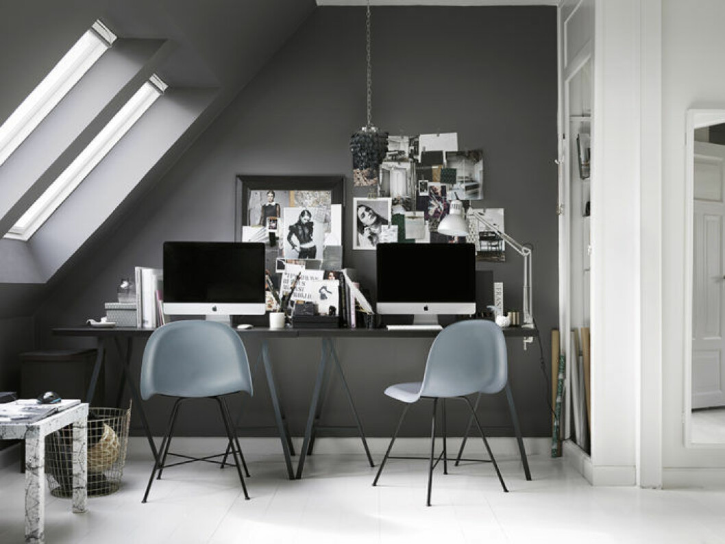 Av: Emma Persson Lagerberg Foto: Petra Bindel Syns i: <a href="https://www.elle.se/decoration/valkomponerat-dromhem-i-ett-1800-talsradhus-i-kopenhamn/">Välkomponerat radhus från 1800-talet i Köpenhamn</a>. Maxa ytorna i arbetsrummet.