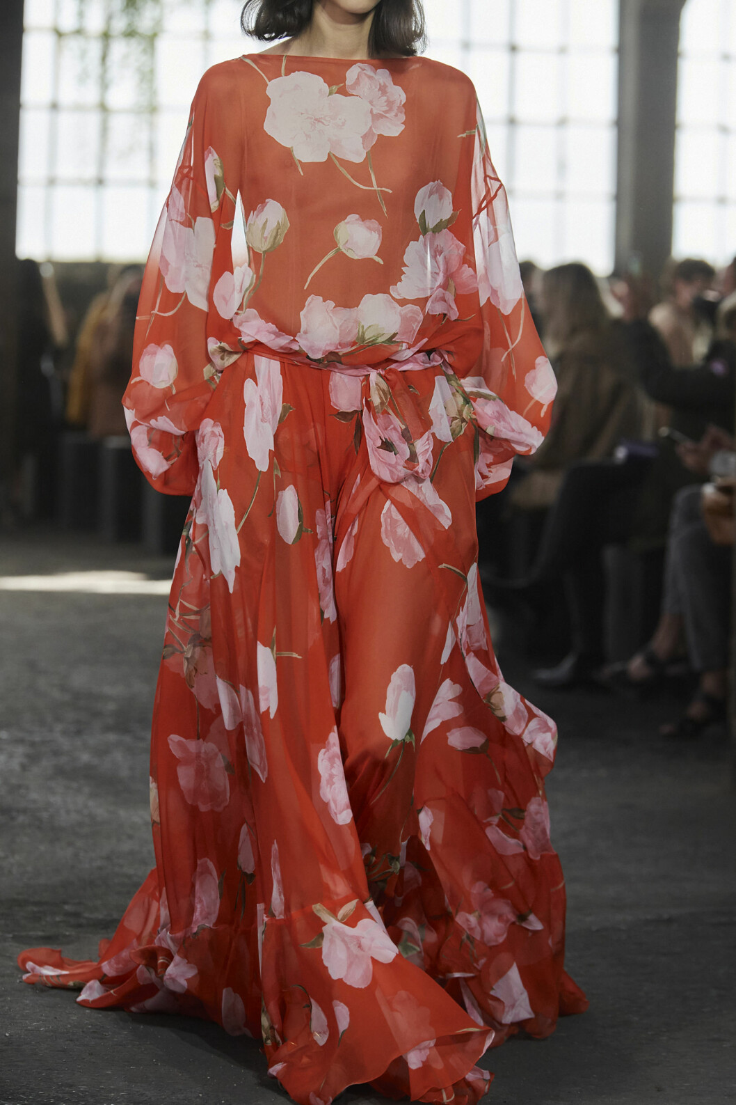 Valentino röd blommig klänning ss21.