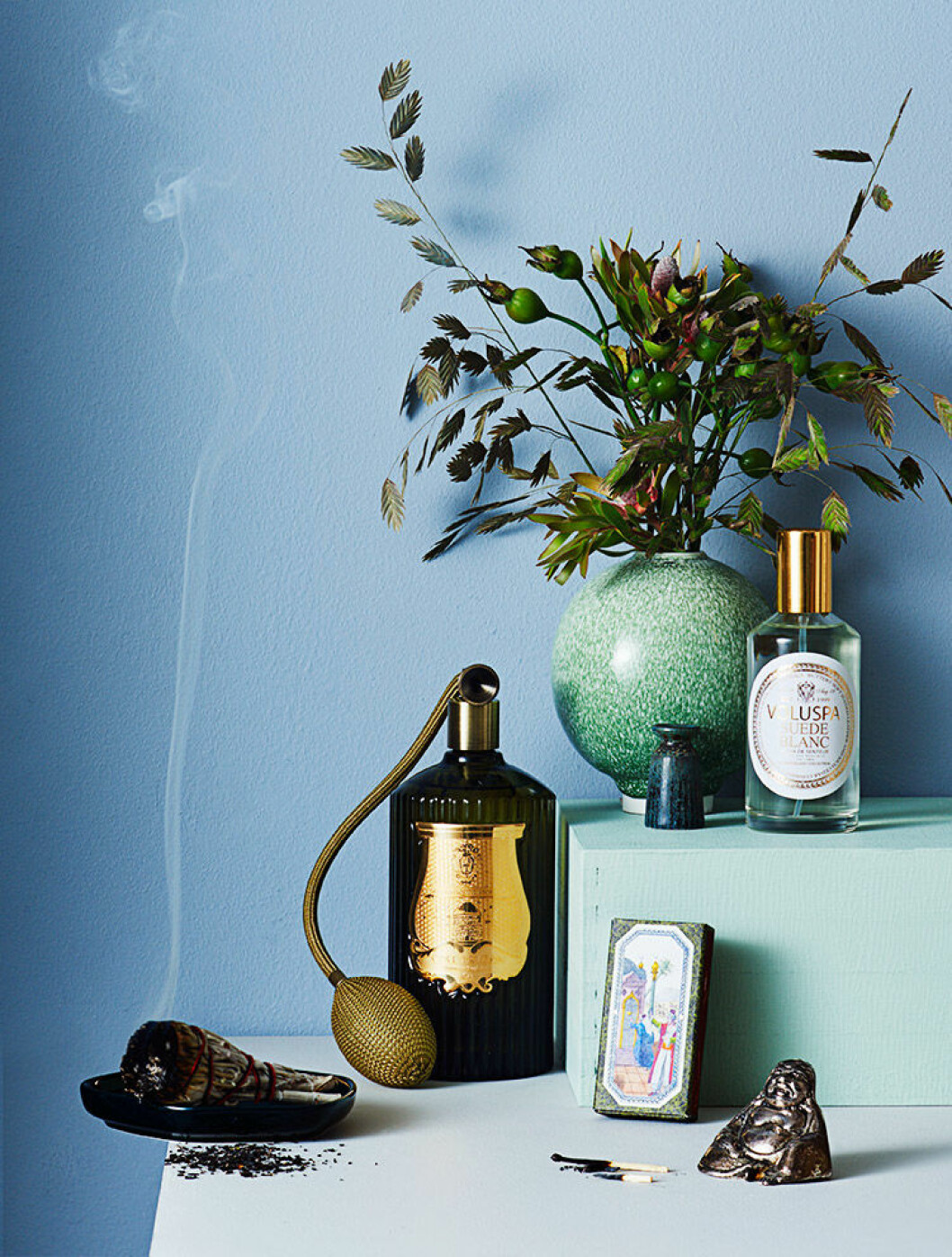 Styling: Gustav Broström Foto: August Eriksson Välkomna våren och sommaren med ett härligt doftljus.