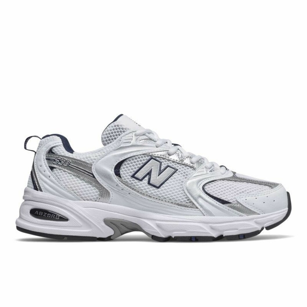 Sneaker 530 från new Balance.