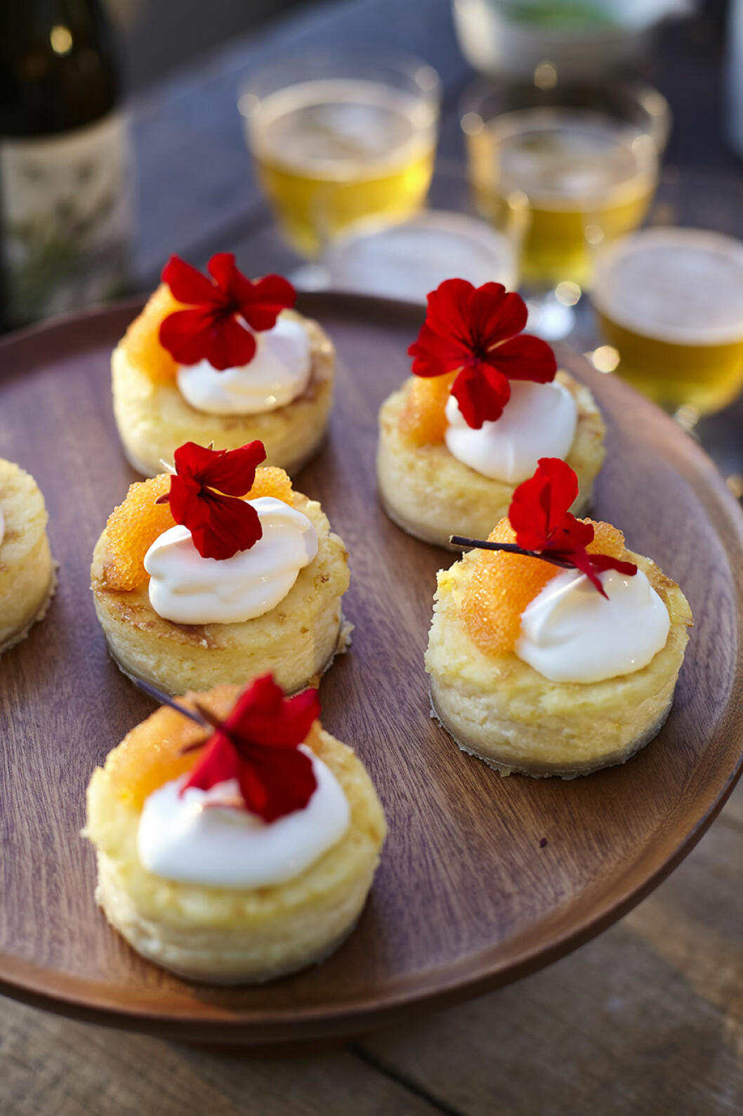 Extra krämiga Västerbottenspuffar med vispad grädde i fyllningen. Recept västerbottenspuffar
