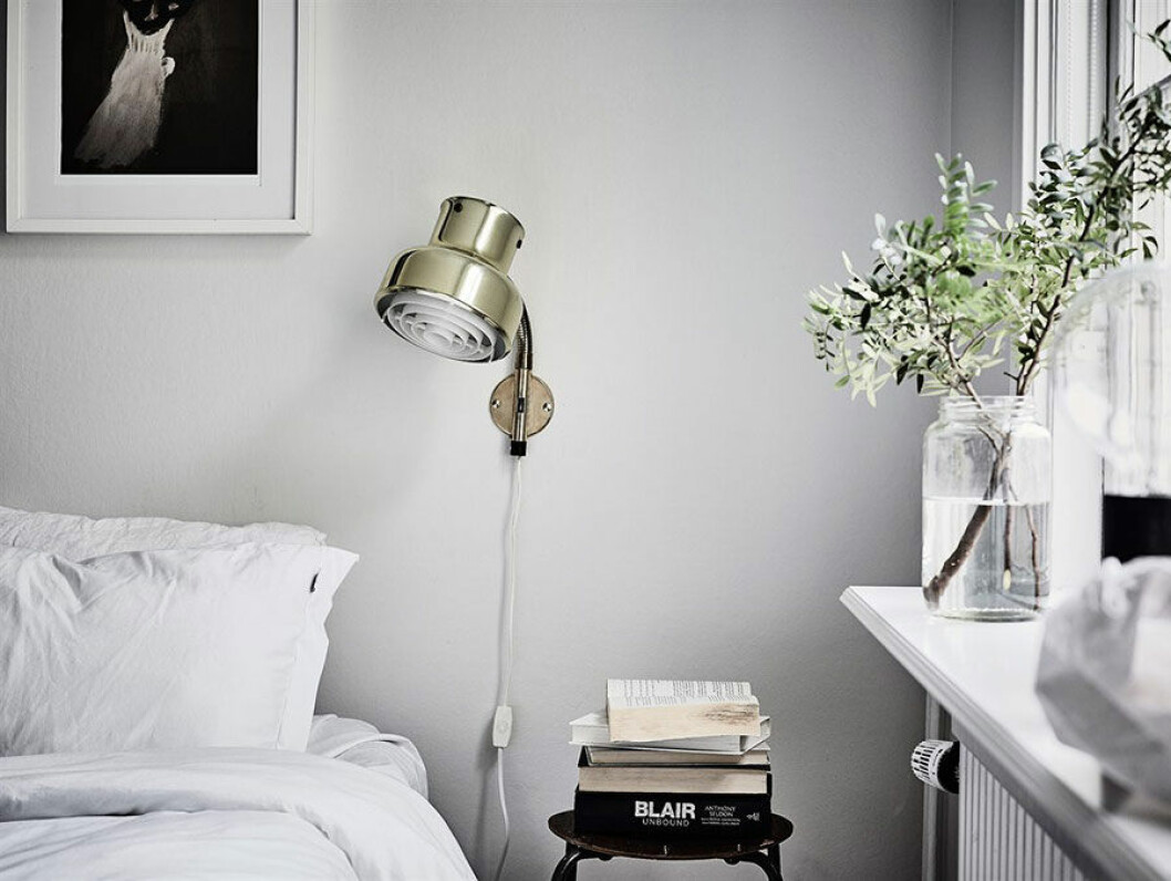 Bild från <a href="https://www.elle.se/decoration/veckans-dromhemt-elegant-och-tidlos-modernism/">”Veckans drömhem: Elegant och tidlöst modernt”</a> Foto: <a href="http://www.andersbergstedt.com/" target="_blank">Anders Bergstedt</a> för <a href="http://55kvadrat.se/" target="_blank">55kvadrat</a> veckansdromhem_sanglampa