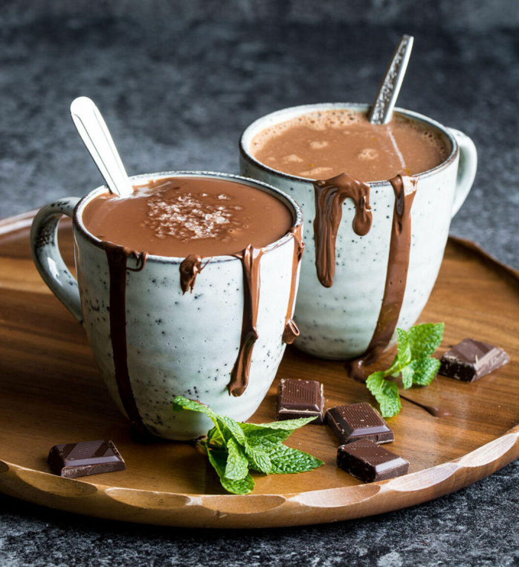 En kopp vegansk varm choklad! <a href="http://laurencariscooks.com/vegan-hot-chocolate-three-ways/">Via laurencariscooks.com</a> En kopp vegansk varm choklad!