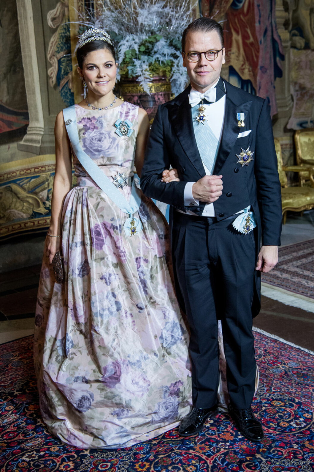 Kronprinsessan i en klänning skapad av Camilla Thulin. 