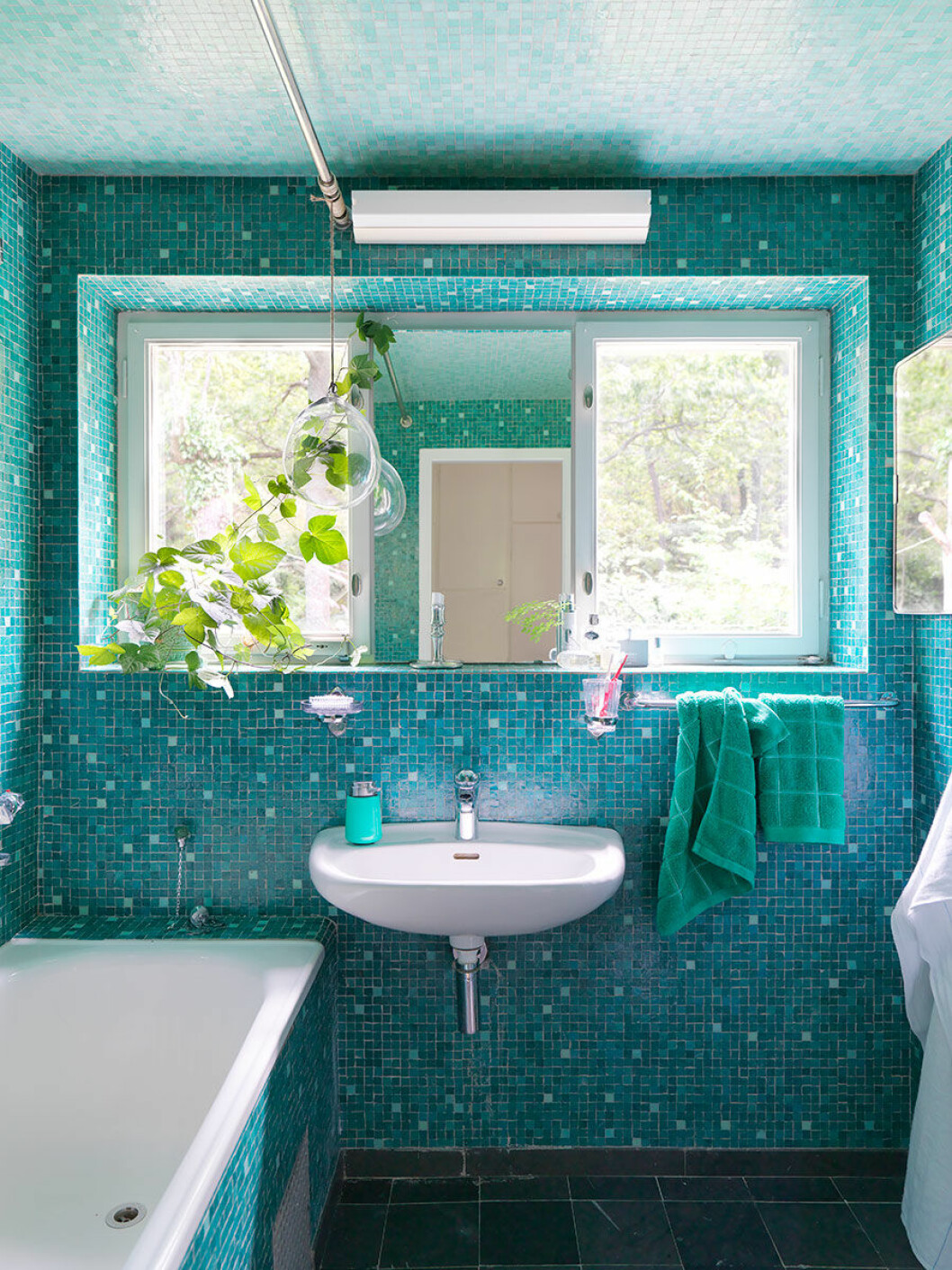 Villa_Sundahl_badrum_mosaik_bathroom_mosaic_retro_Foto_Stellan_Herner