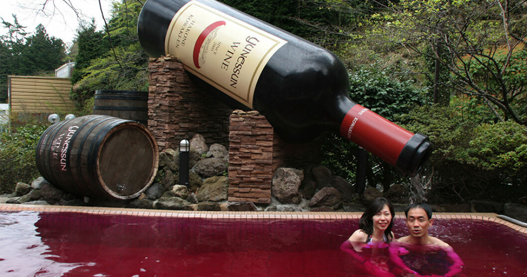 Bada i rödvin på Yunessun Spa Resort i Japan! Bada i rödvin på Yunessun Spa Resort i Japan!