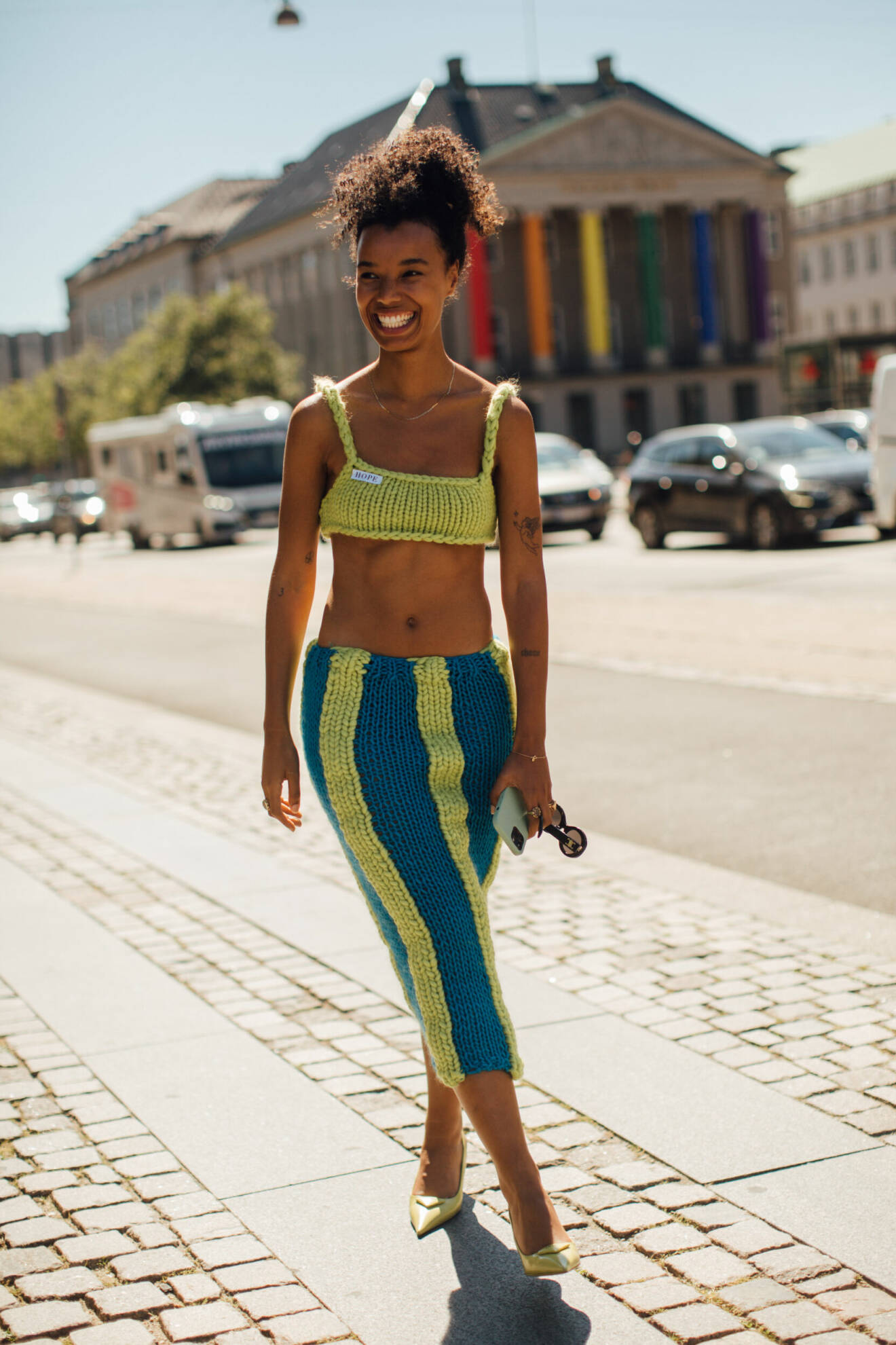 virkad topp med kjol köpenhamn street style 2023