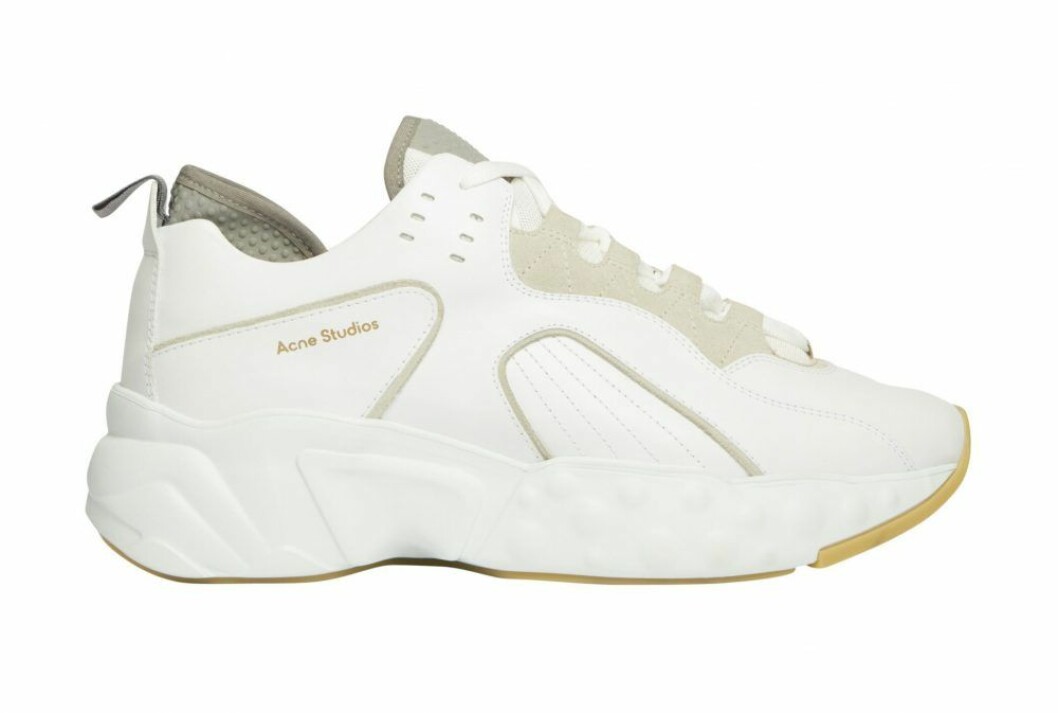 Sneakers från Acne Studios.