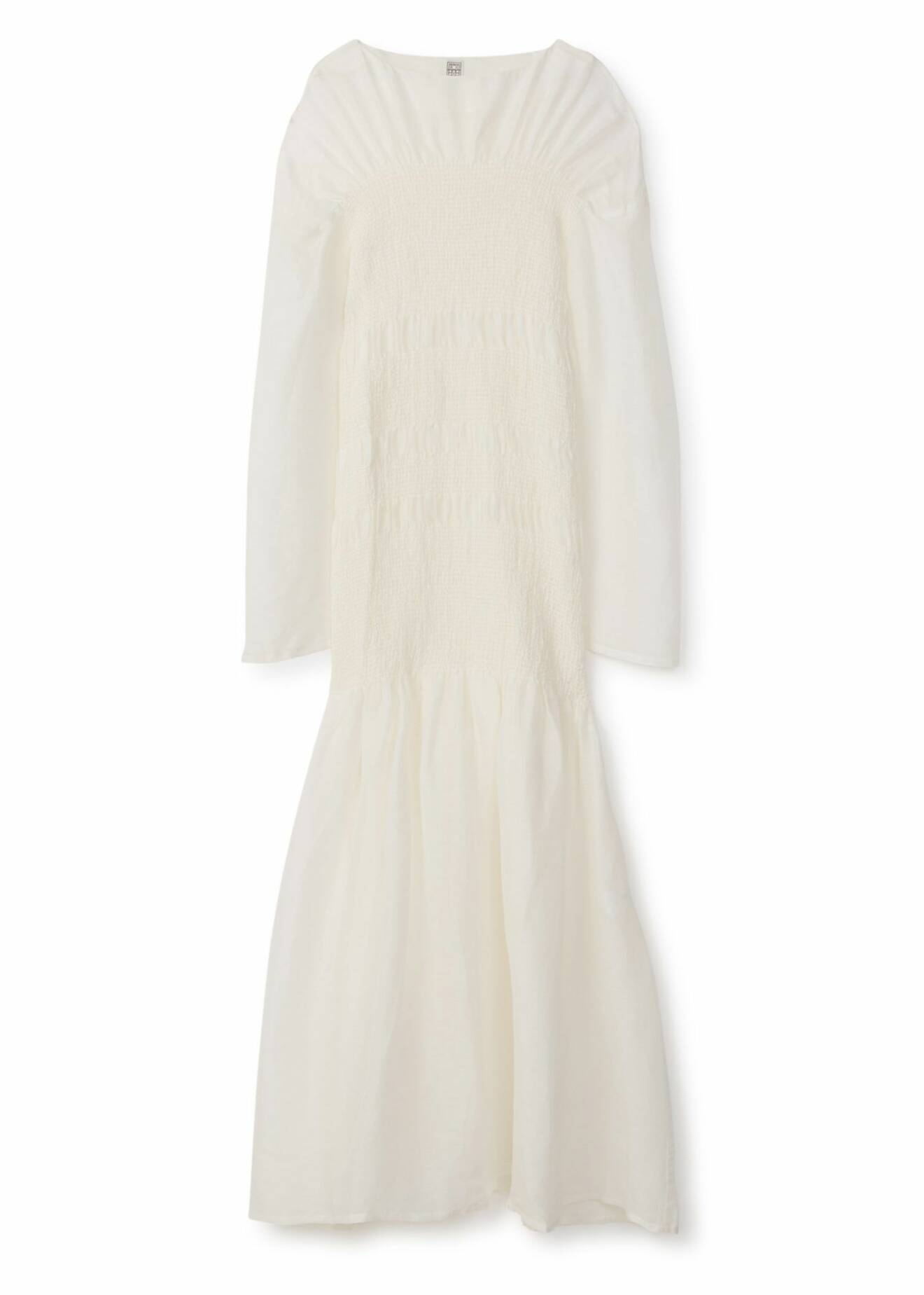 vit klänning från Totême.