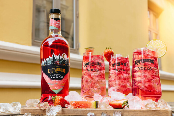 Kopparbergs nya vodka passar perfekt till somriga drinkar. Kopparberg vodka och tre rosa drinkar