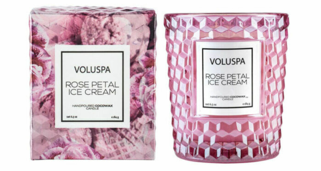 Doftljus från Voluspa som doftar glass och hallonpaj. 