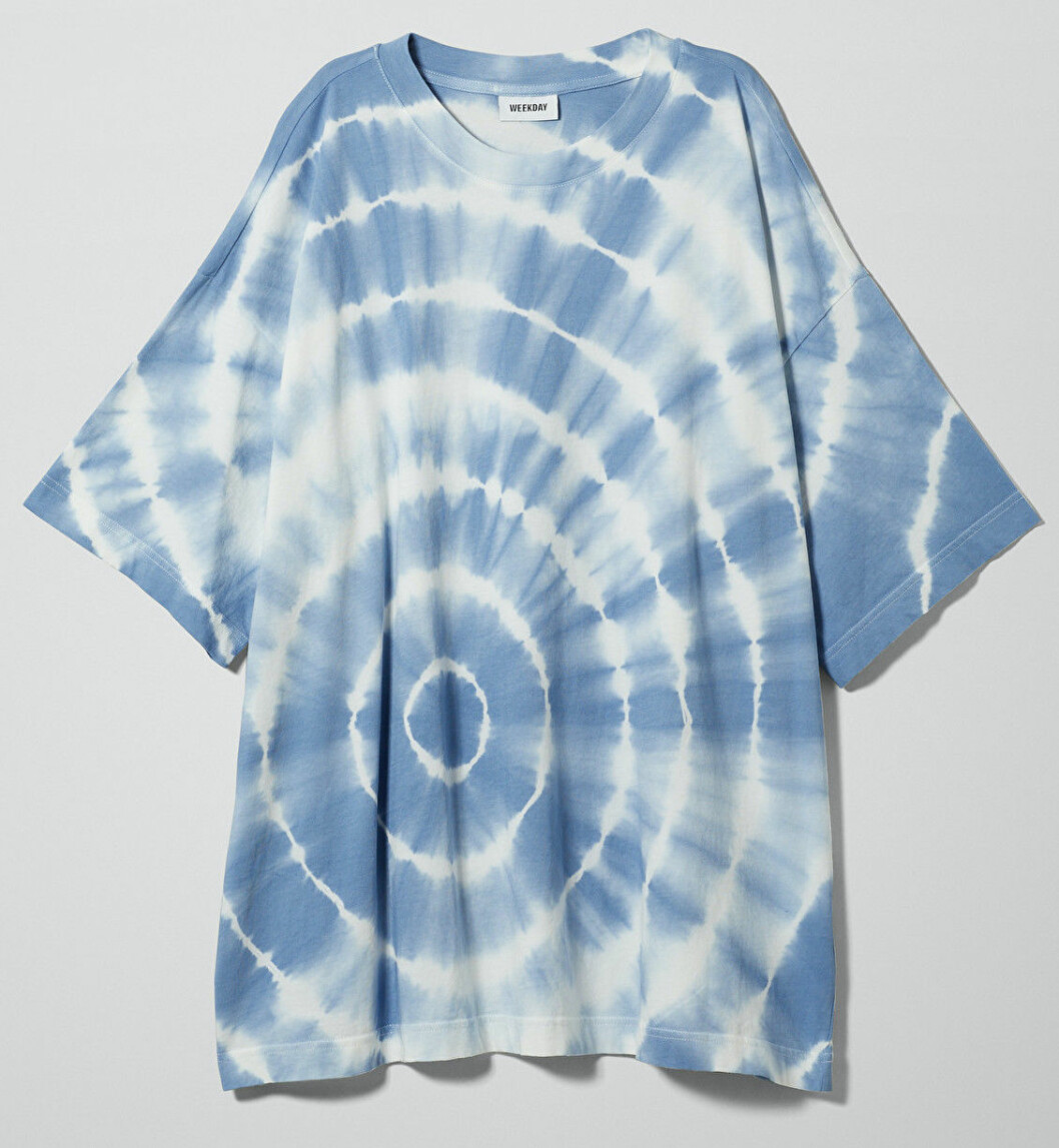 Tröja med tie dye mönster från Weekday.