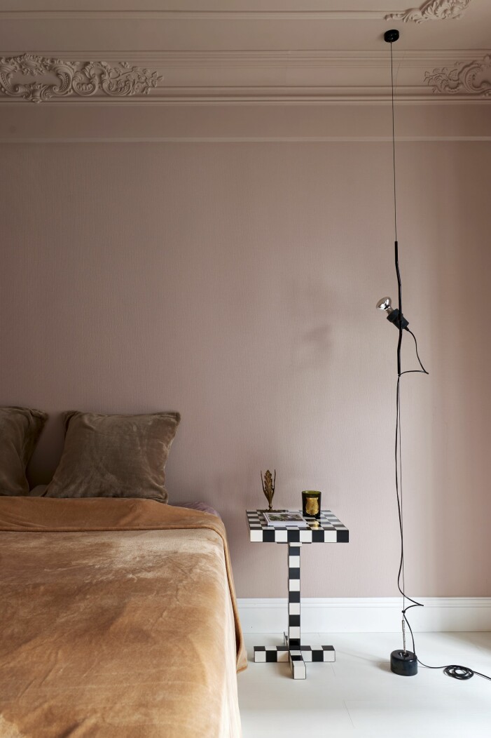 Hemma hos designern Wenbin Lee i Wuhan sovrum