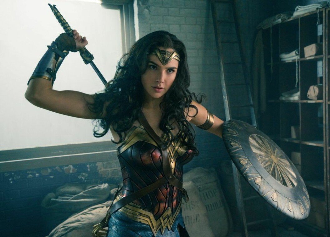 Wonder Woman möter nya fiender i <em>Wonder Woman 1984</em>. En bild på karaktären Wonder Woman, som spelas av Gal Gadot i filmen Wonder Woman 1984.