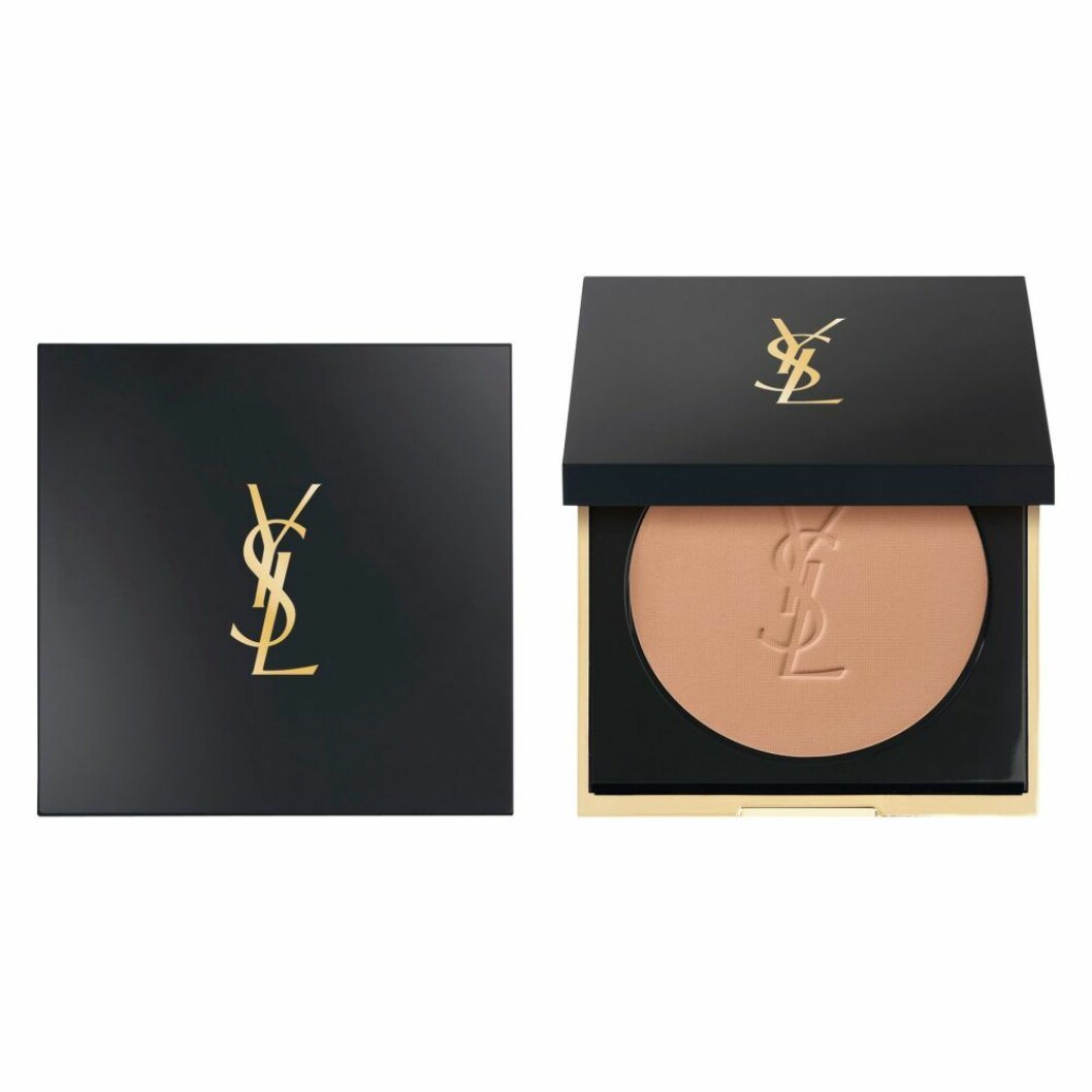 All hours powder från YSL