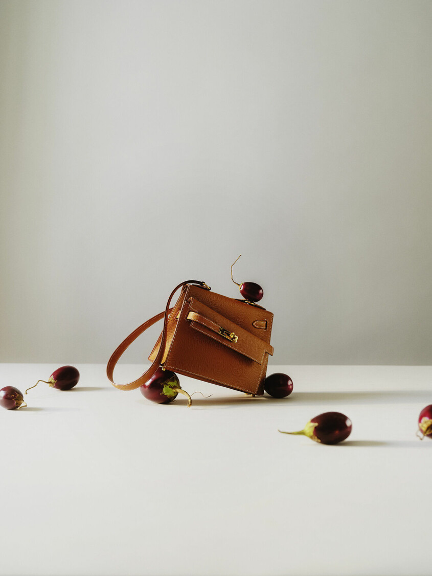 Brun liten handväska från Hermès.
